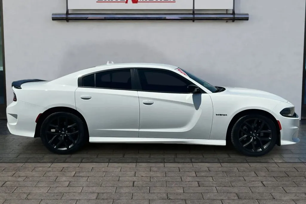 Dodge Charger photo 34