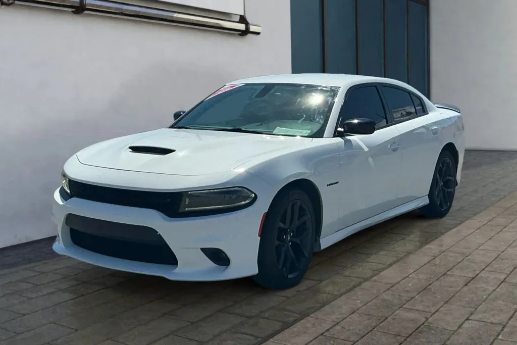 Dodge Charger photo 33