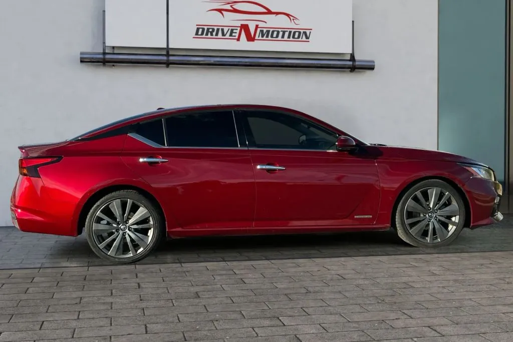 Another view of 2019 Nissan Altima VC-T Edition One Sedan 4D for sale in Rio Rancho, NM at Drive N-Motion Rio Rancho