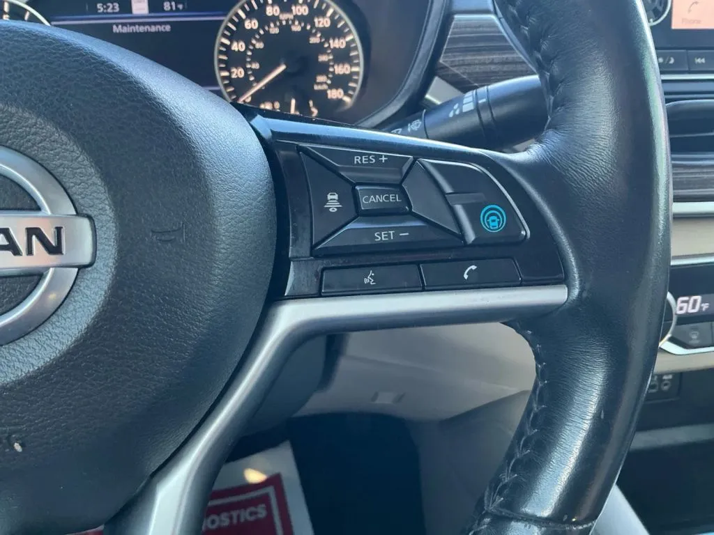 Nissan Altima photo 28