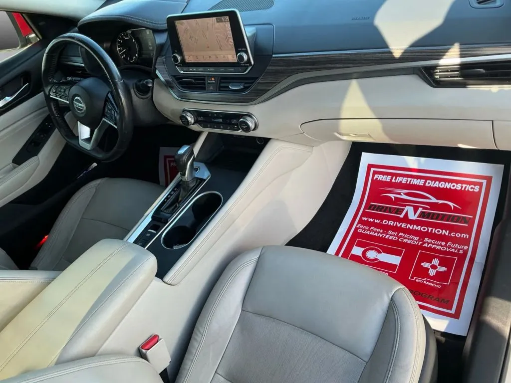 Nissan Altima photo 20