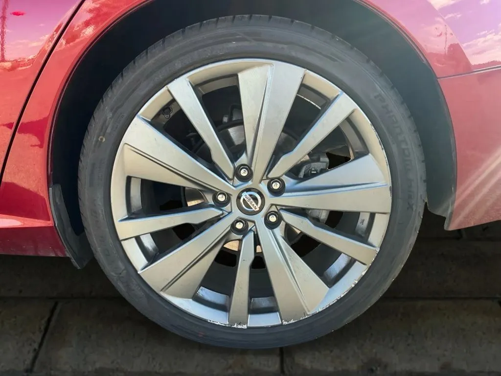 Nissan Altima photo 18