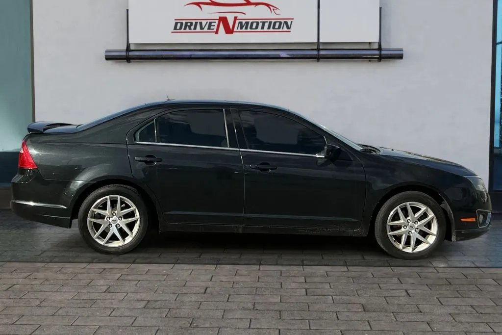 Photos of 2012 Ford Fusion SEL Sedan 4D for sale in Rio Rancho, NM at Drive N-Motion Rio Rancho