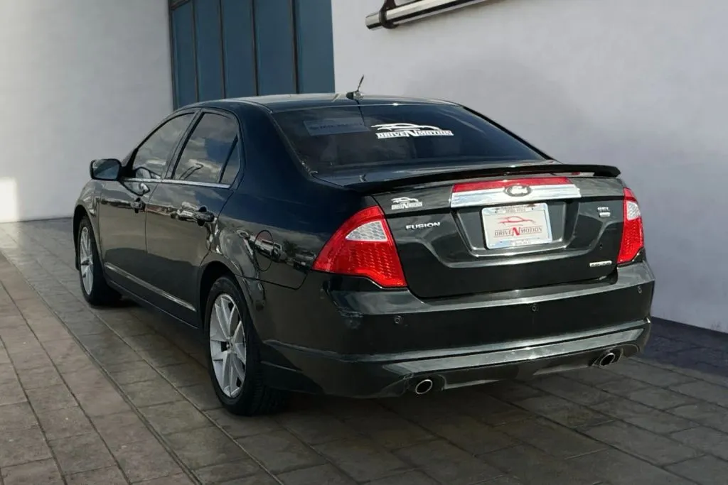 More photos of 2012 Ford Fusion SEL Sedan 4D at Drive N-Motion Rio Rancho, NM