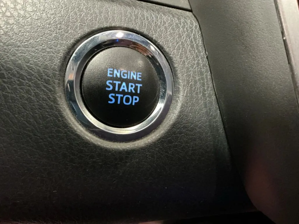 Toyota Camry photo 35