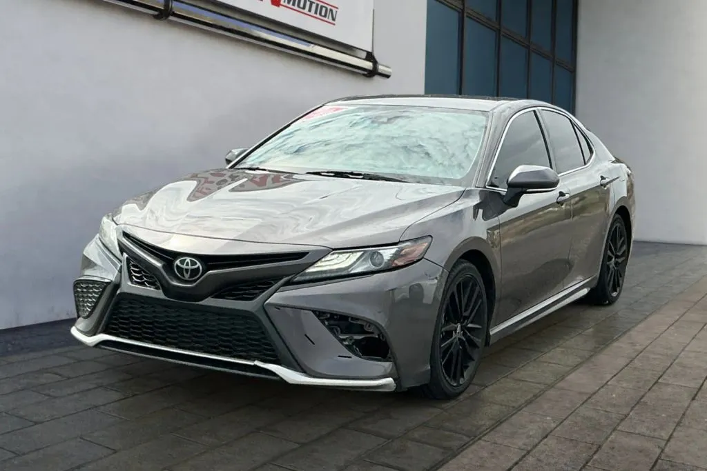 Toyota Camry photo 7