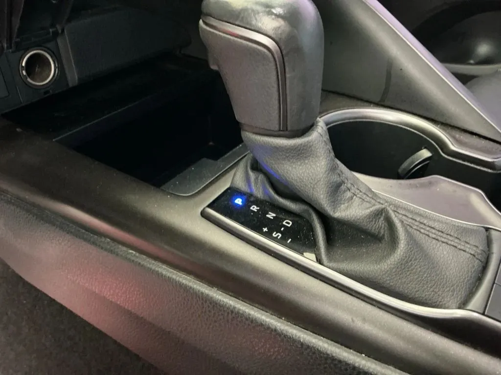 Toyota Camry photo 33