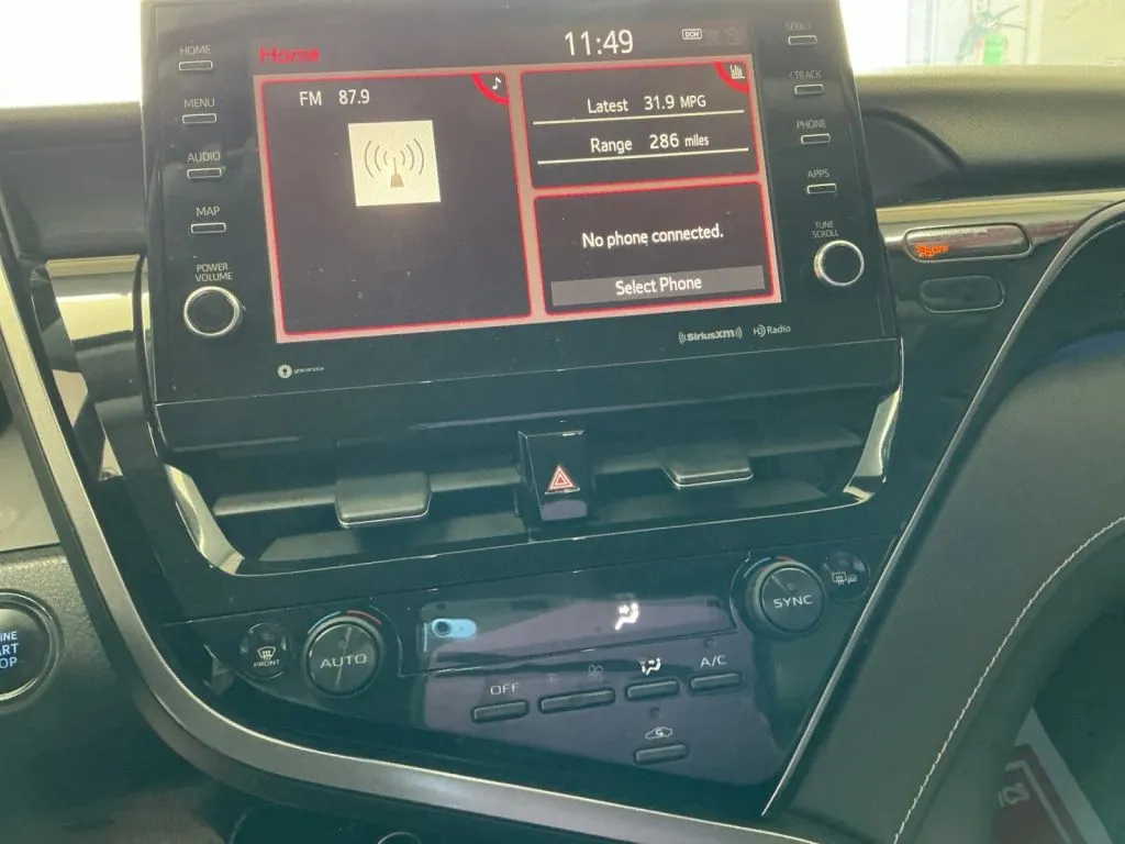 Toyota Camry photo 32