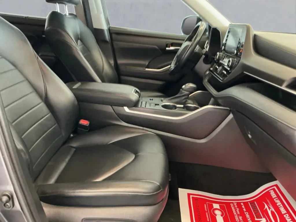 Toyota Highlander photo 21