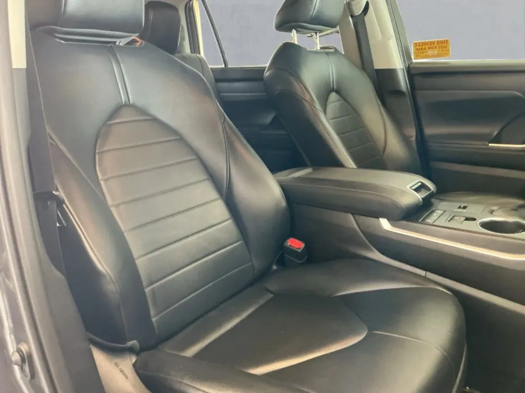 Toyota Highlander photo 22