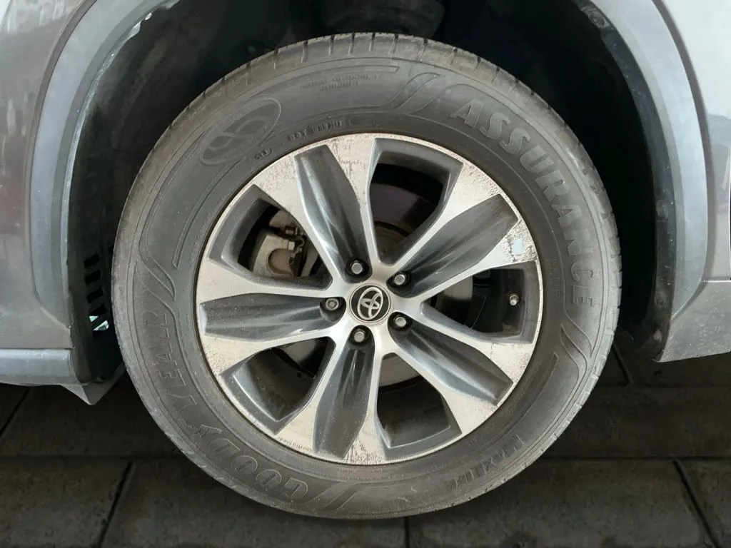 Toyota Highlander photo 24