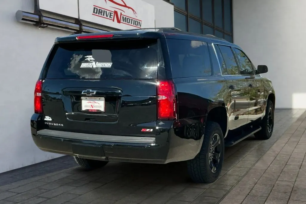 More photos of 2020 Chevrolet Suburban LT Sport Utility 4D at Drive N-Motion Rio Rancho, NM