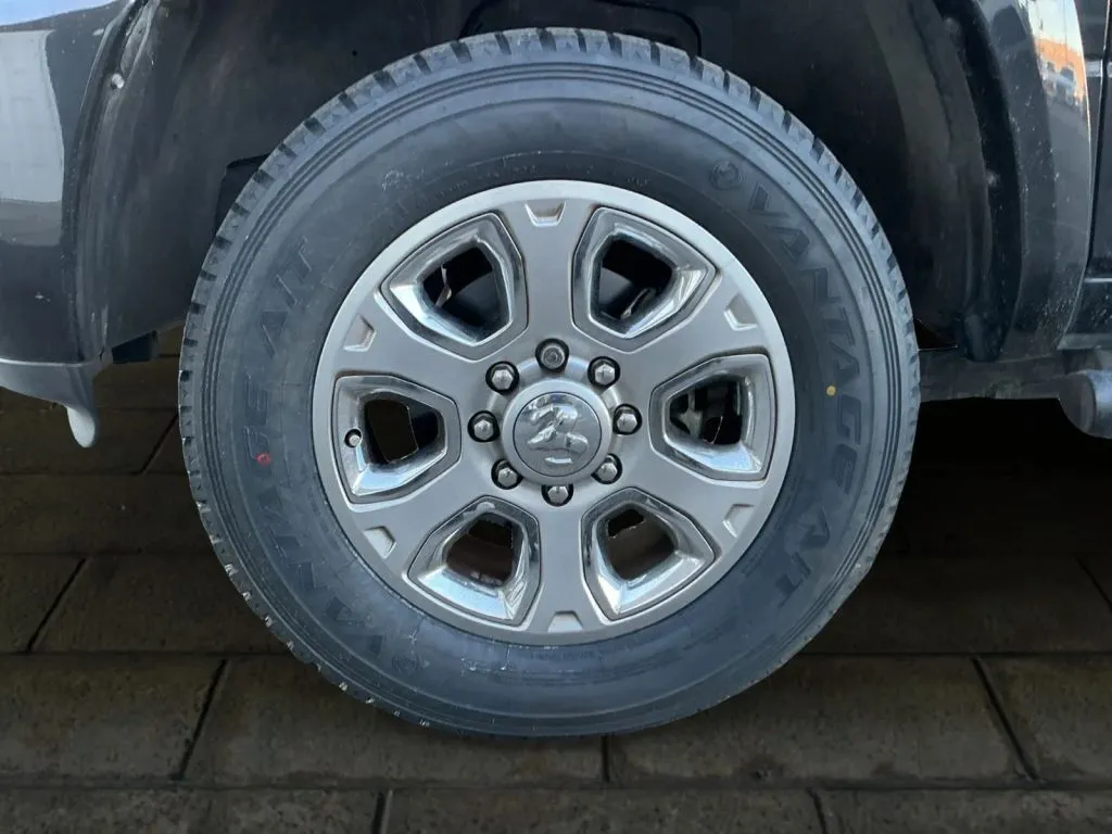 Ram 2500 photo 24
