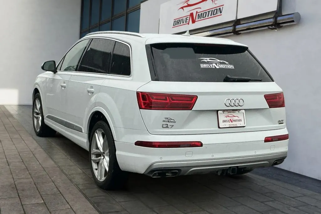 Audi Q7 photo 6