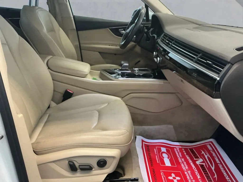 Audi Q7 photo 21