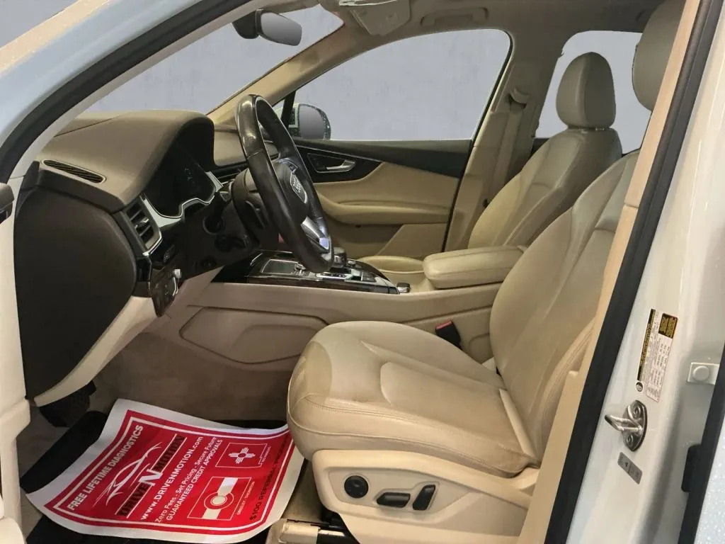 Audi Q7 photo 12