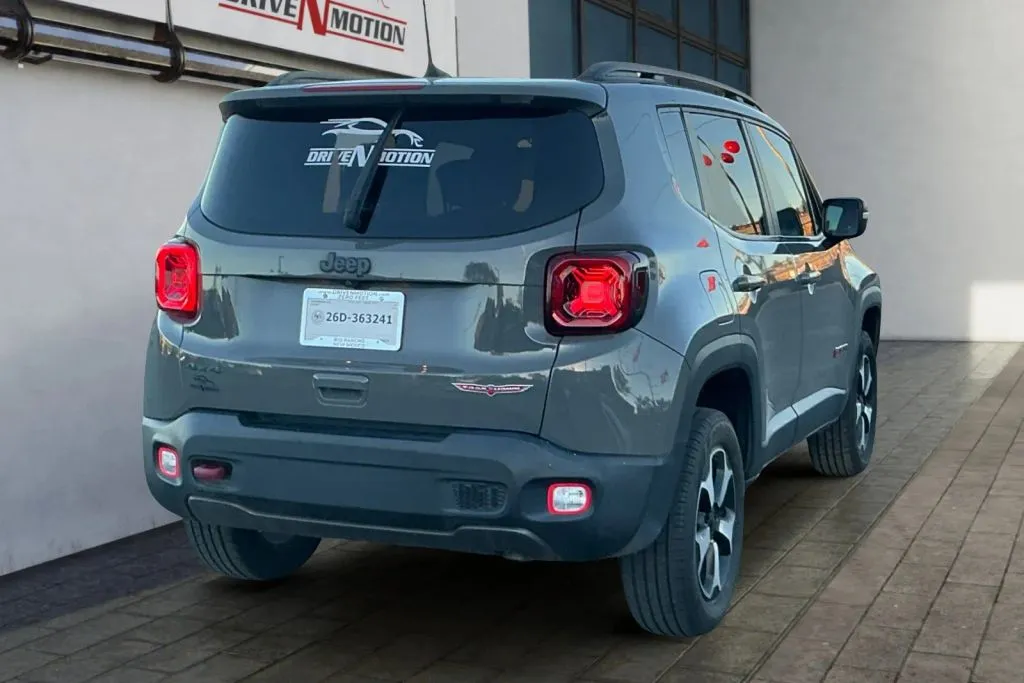 More photos of 2021 Jeep Renegade Trailhawk Sport Utility 4D at Drive N-Motion Rio Rancho, NM