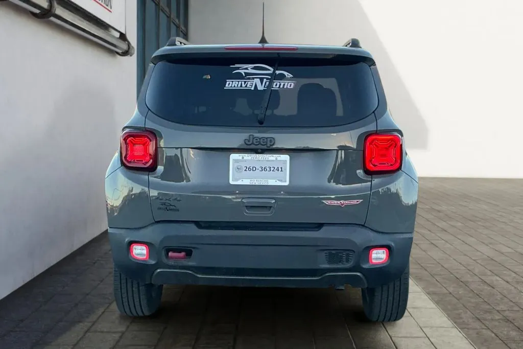 More photos of 2021 Jeep Renegade Trailhawk Sport Utility 4D at Drive N-Motion Rio Rancho, NM