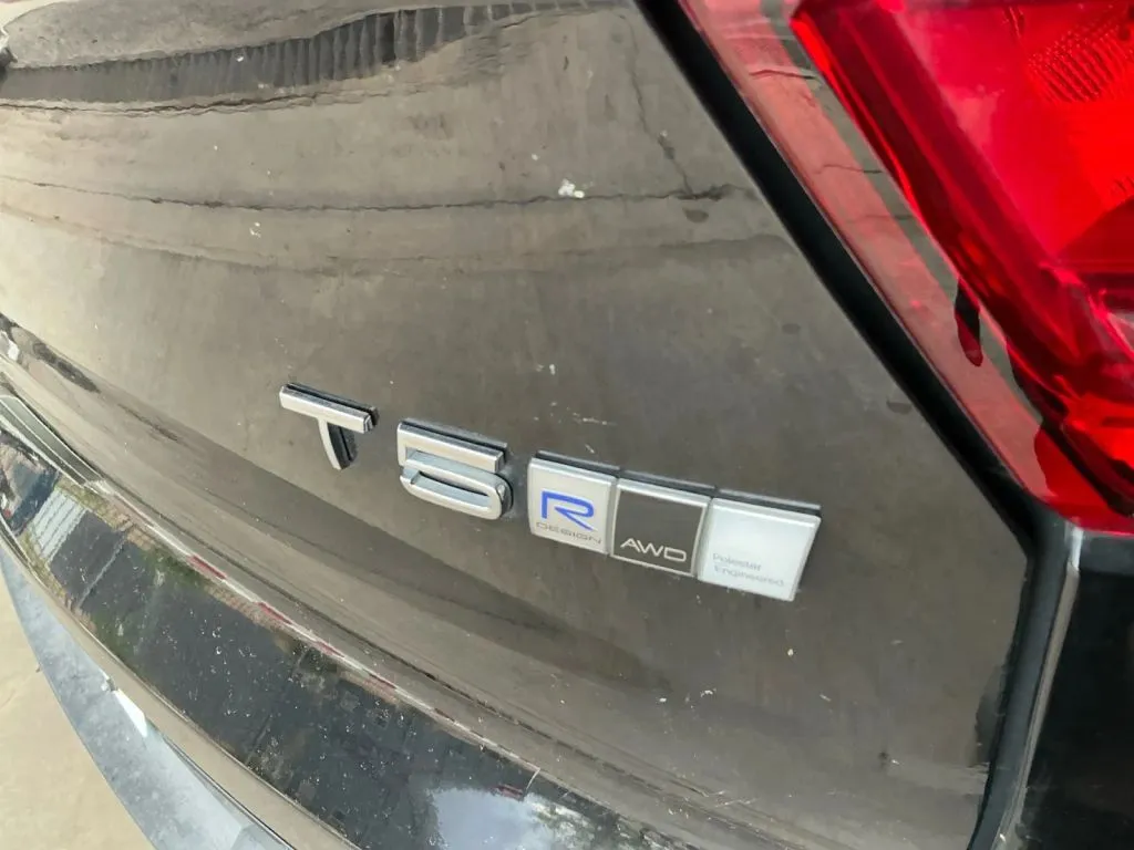 Volvo XC40 photo 36
