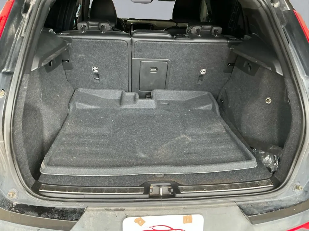 Volvo XC40 photo 17