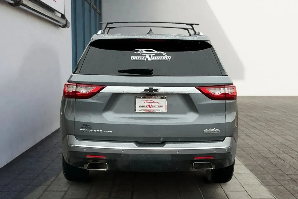 More photos of 2018 Chevrolet Traverse High Country Sport Utility 4D at Drive N-Motion Rio Rancho, NM