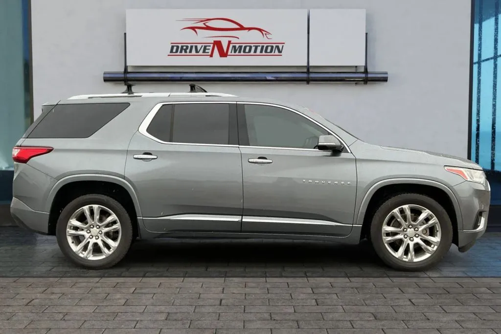 Another view of 2018 Chevrolet Traverse High Country Sport Utility 4D for sale in Rio Rancho, NM at Drive N-Motion Rio Rancho