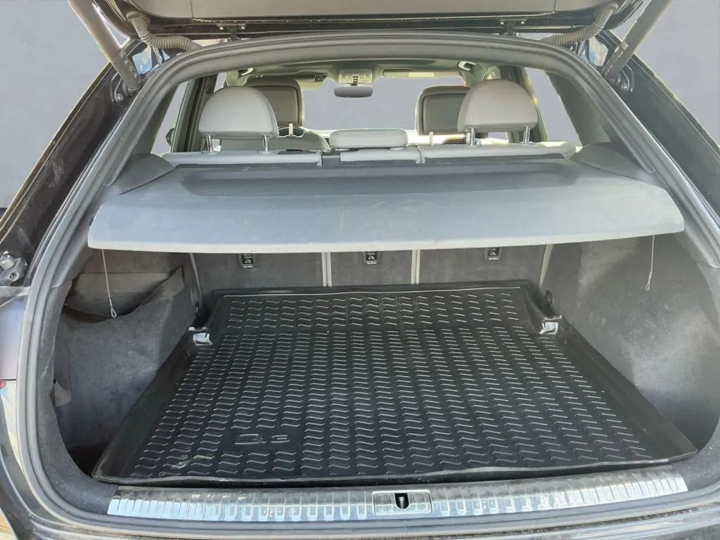 Audi Q3 photo 14