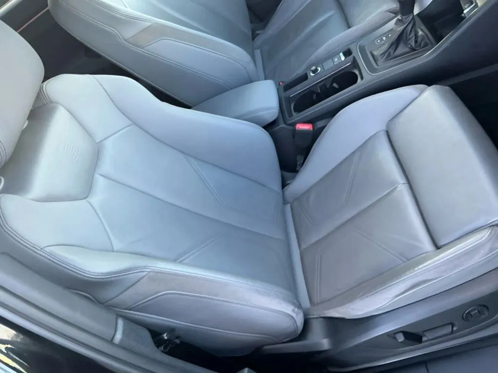 Audi Q3 photo 18