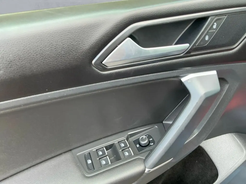 Volkswagen Tiguan photo 11