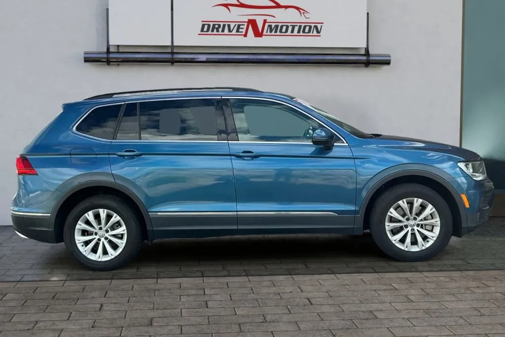 Another view of 2018 Volkswagen Tiguan 2.0T SE Sport Utility 4D for sale in Rio Rancho, NM at Drive N-Motion Rio Rancho