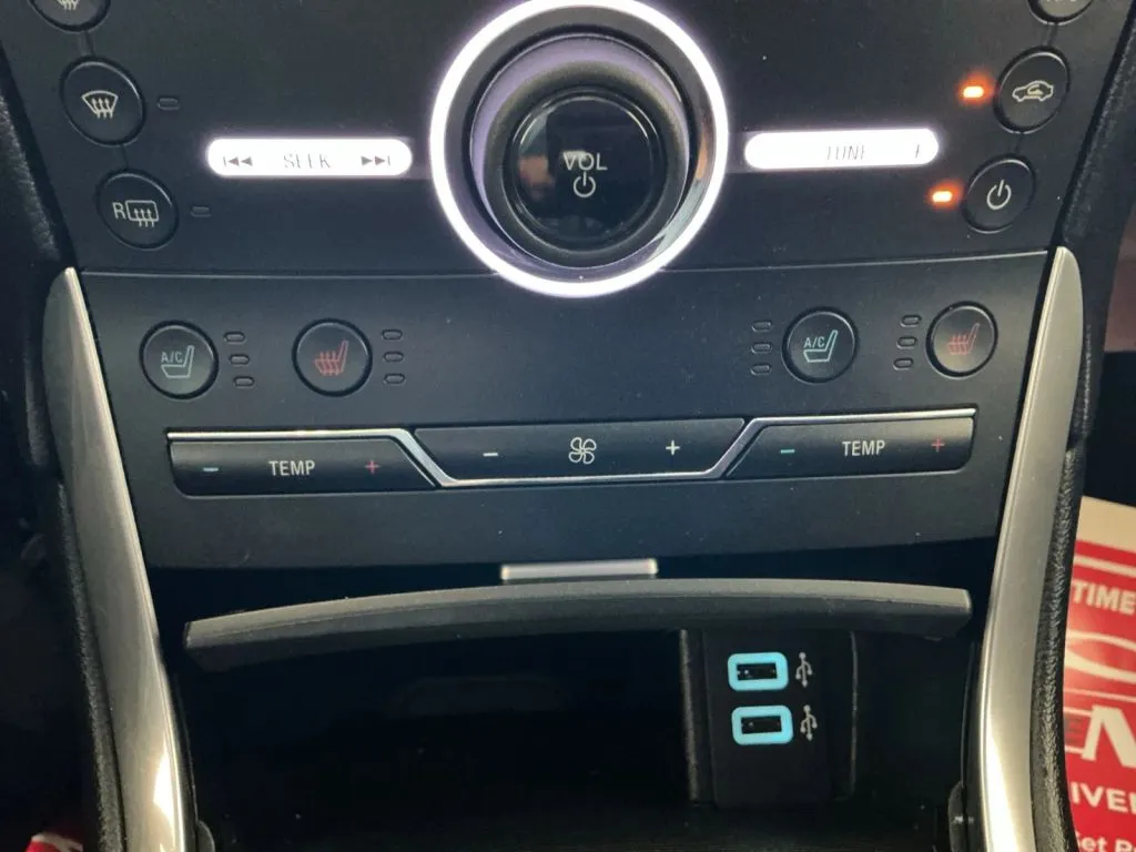 Ford Edge photo 31