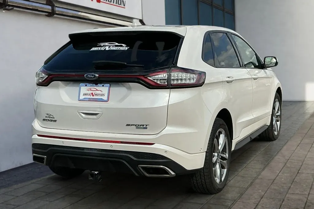 More photos of 2016 Ford Edge Sport SUV 4D at Drive N-Motion Rio Rancho, NM