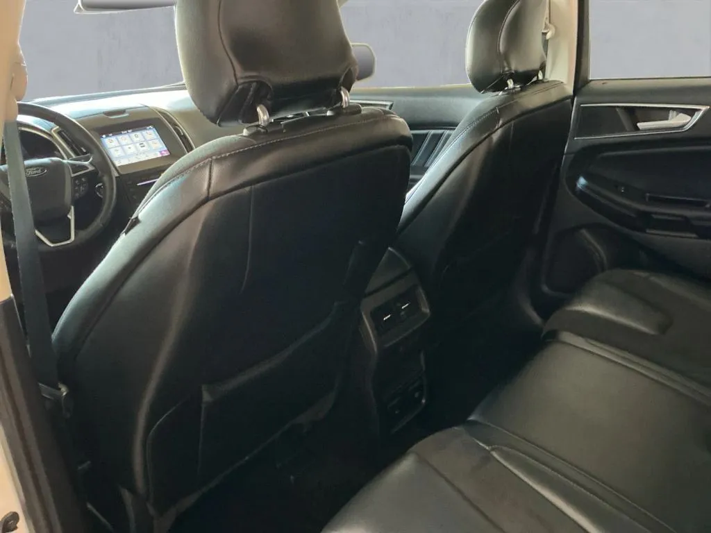 Ford Edge photo 15