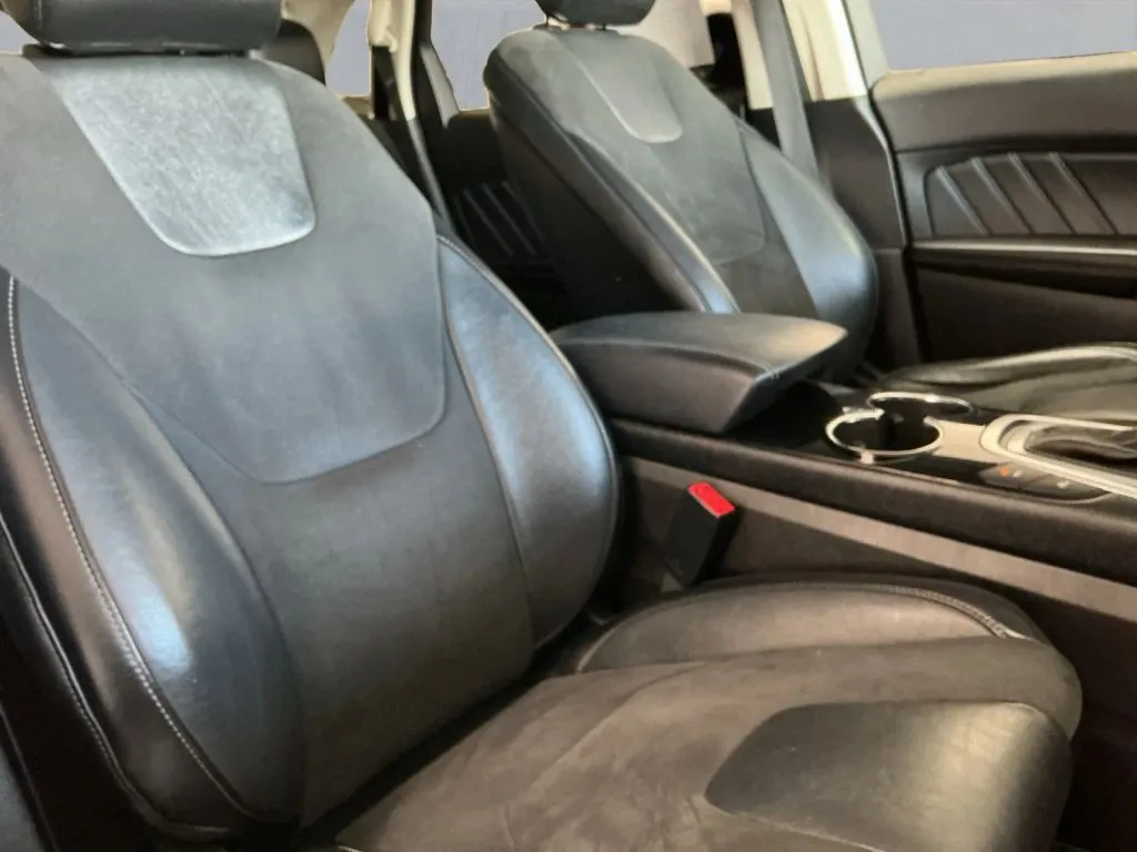 Ford Edge photo 21