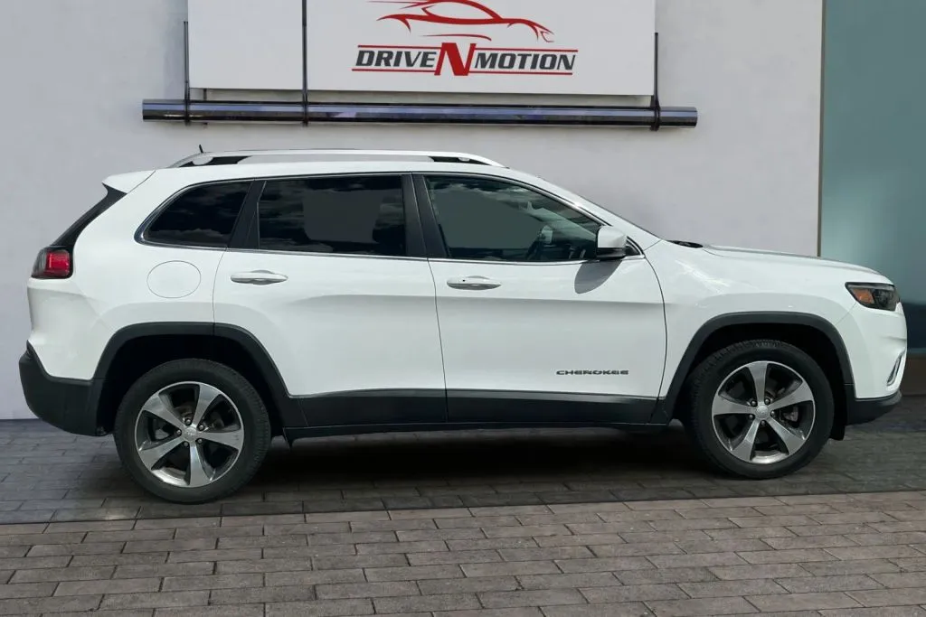 Another view of 2020 Jeep Cherokee Limited Sport Utility 4D for sale in Rio Rancho, NM at Drive N-Motion Rio Rancho