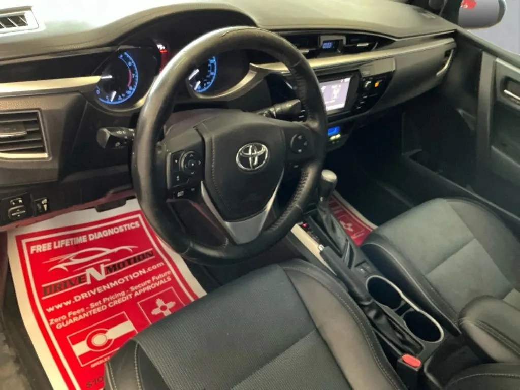 Toyota Corolla photo 13