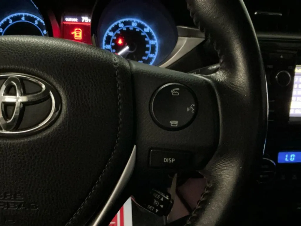 Toyota Corolla photo 28