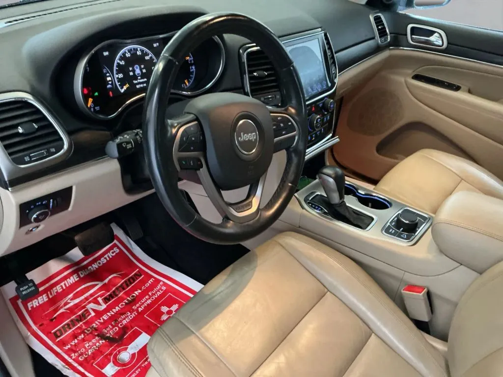 Jeep Grand Cherokee photo 13