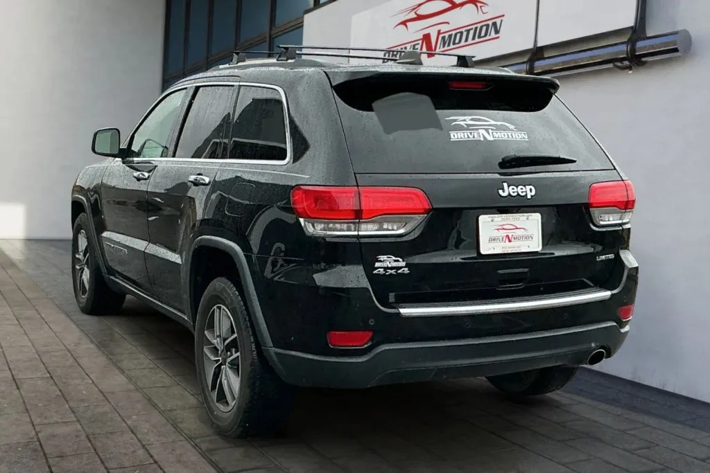 Jeep Grand Cherokee photo 6