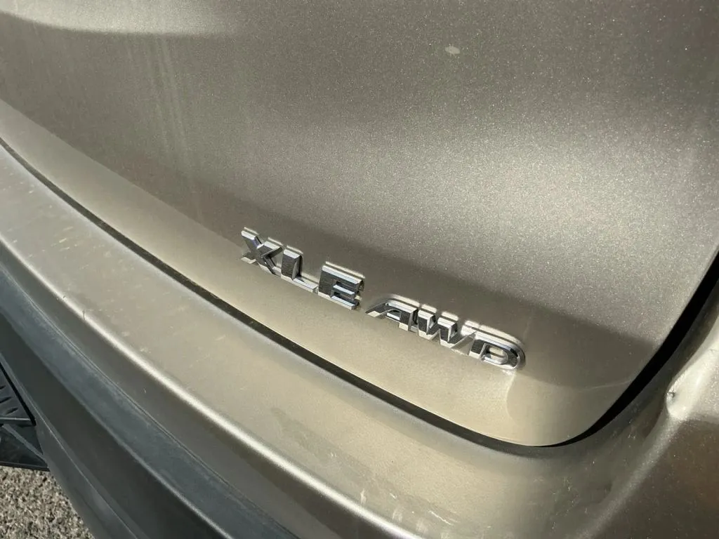 Toyota Highlander photo 38