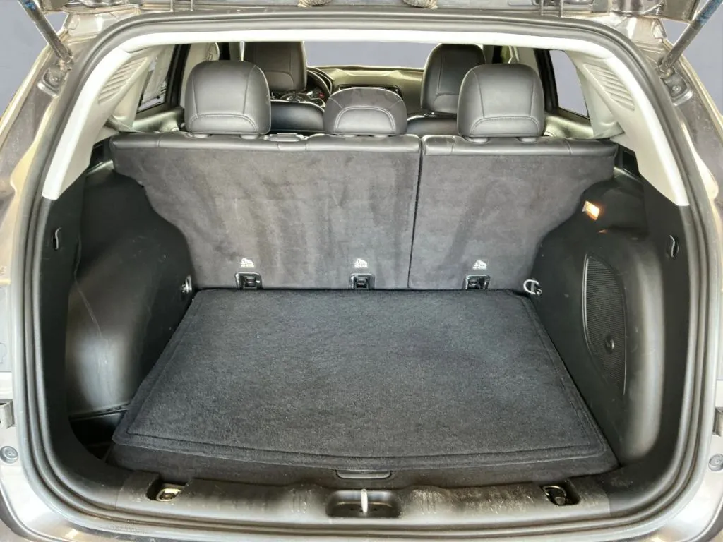 Jeep Compass photo 13