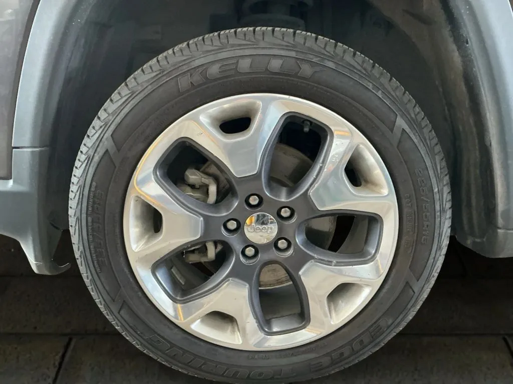 Jeep Compass photo 19