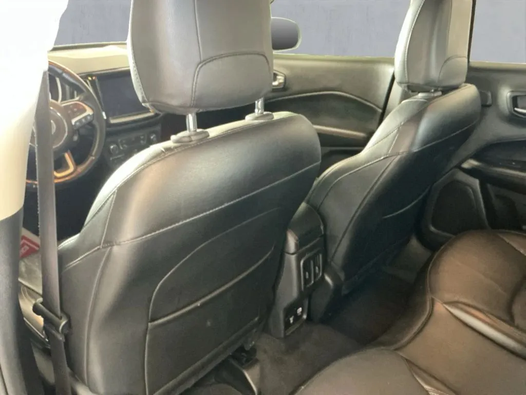 Jeep Compass photo 35