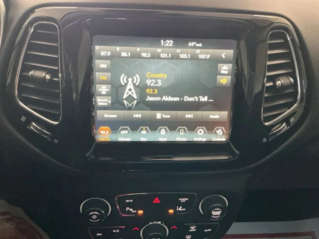 Jeep Compass photo 34