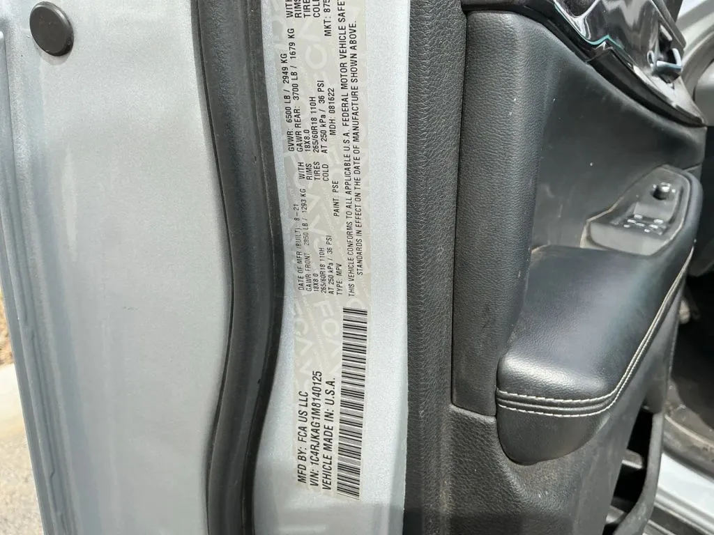Jeep Grand Cherokee L photo 37
