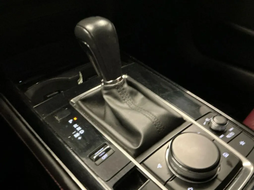 Mazda CX-30 photo 35