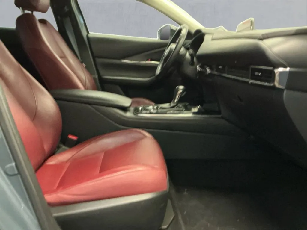 Mazda CX-30 photo 22