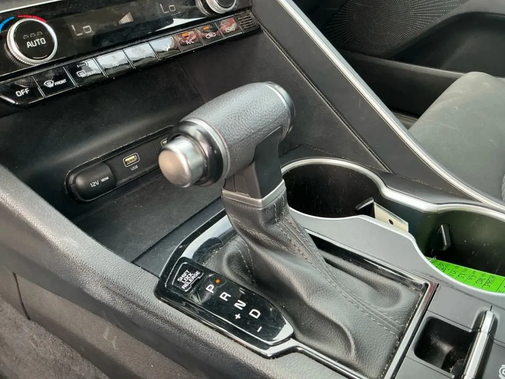 Kia K5 photo 32
