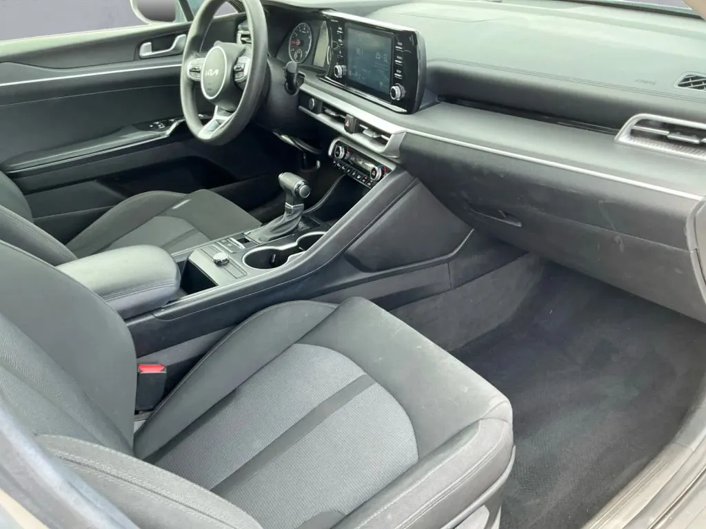 Kia K5 photo 21