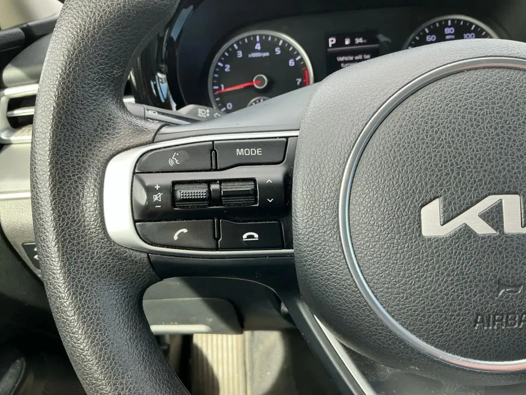 Kia K5 photo 27